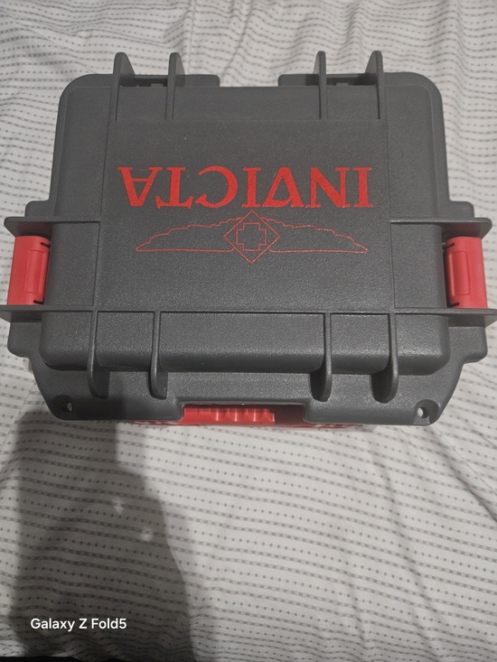 Invicta Other - Invicta Gray 3 Slot Protective Case with Red Accents